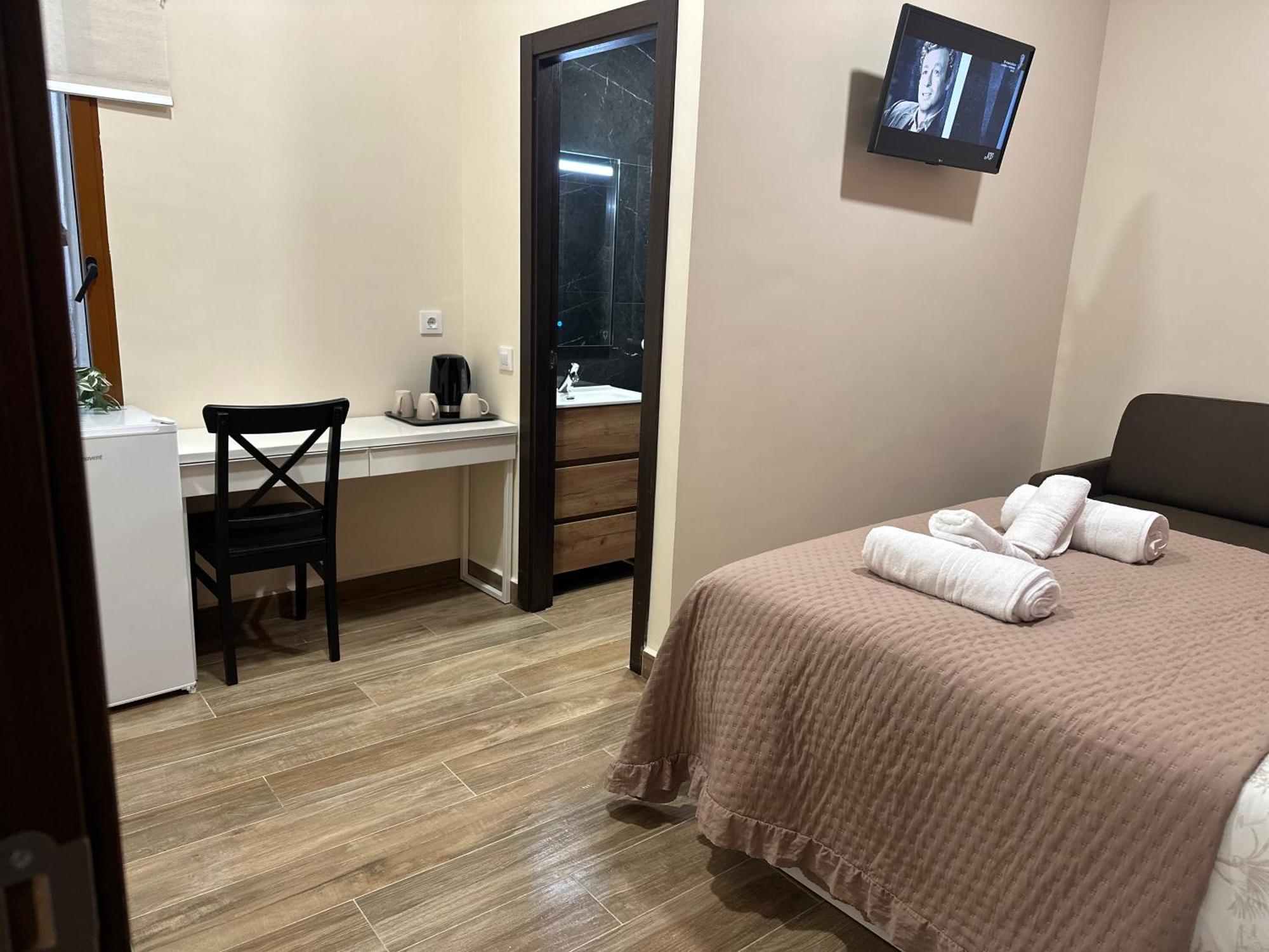 Hostal “ Infantas” Madrid Eksteriør bilde