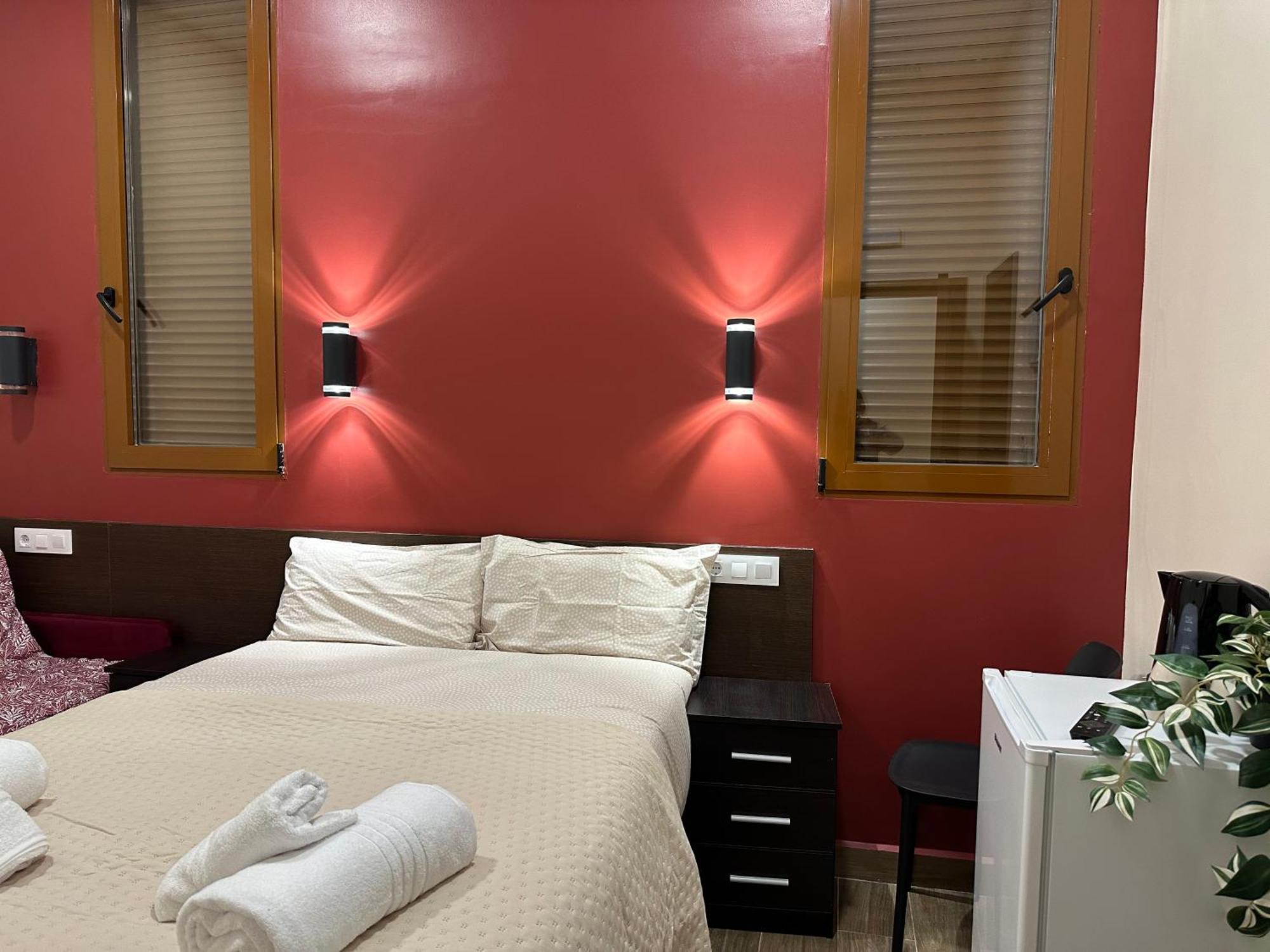 Hostal “ Infantas” Madrid Eksteriør bilde