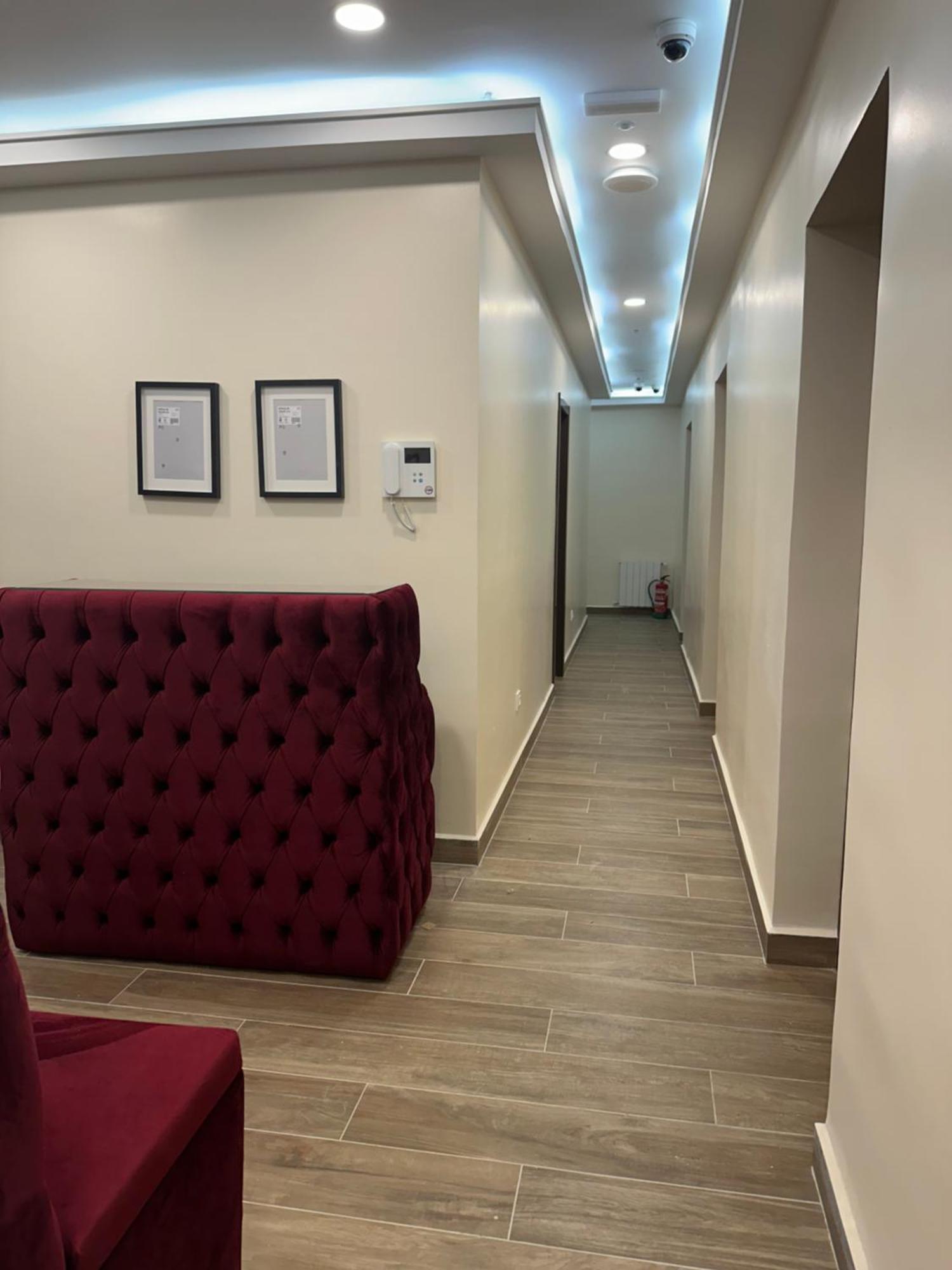 Hostal “ Infantas” Madrid Eksteriør bilde